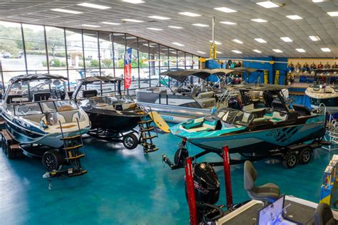 watercraft dealerships near me.